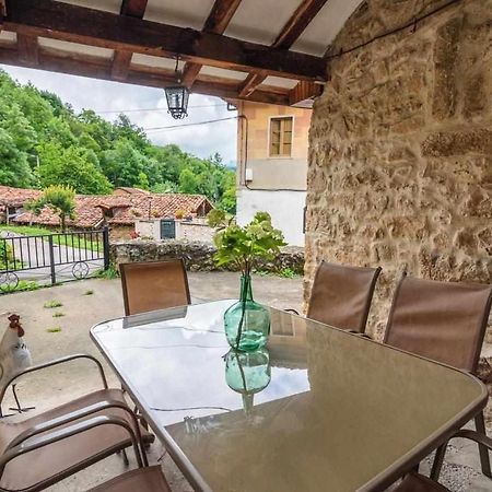 Casa Rural La Carrozal Senda Del Oso Orelleiru エクステリア 写真