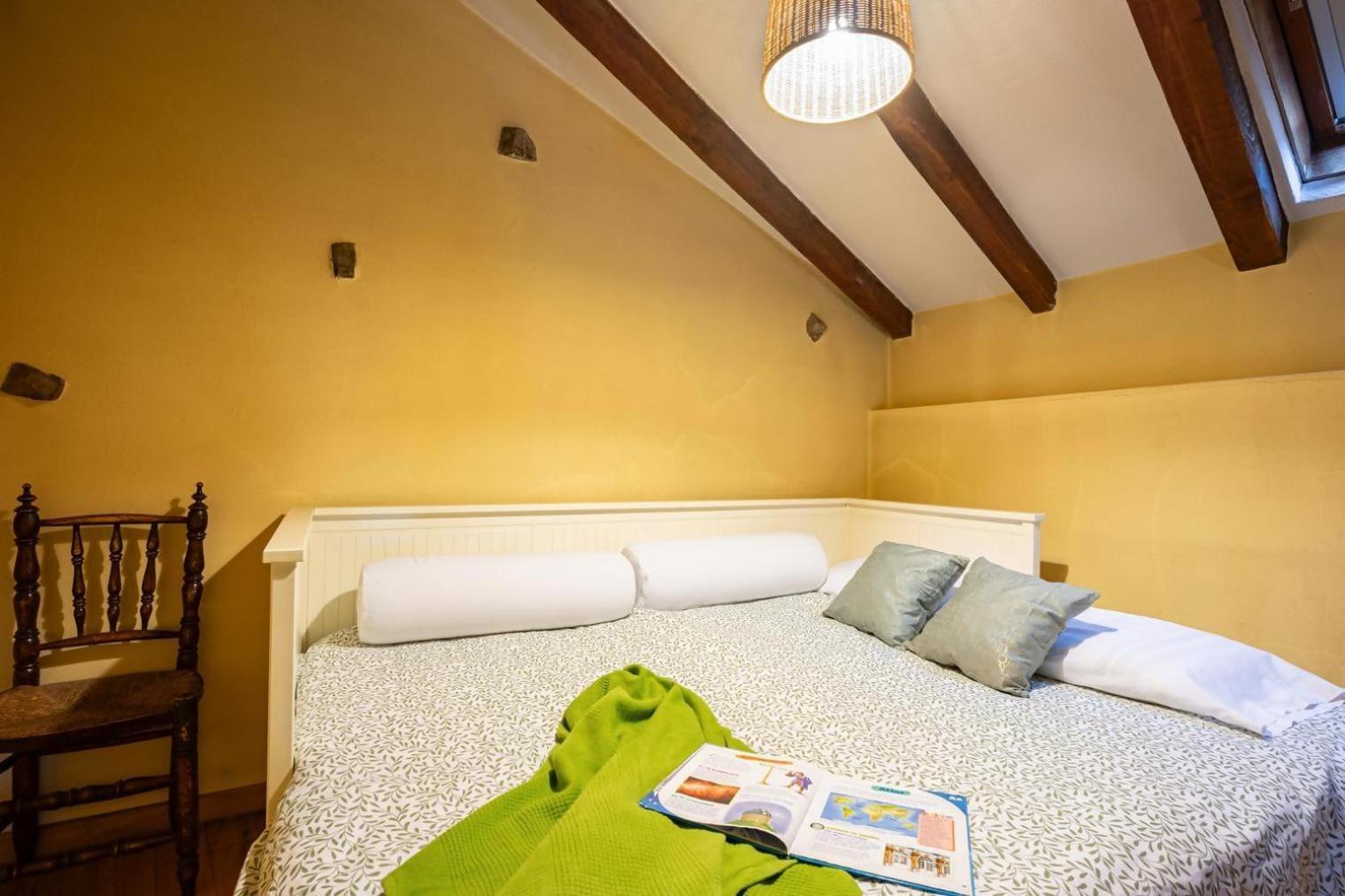 Casa Rural La Carrozal Senda Del Oso Orelleiru エクステリア 写真