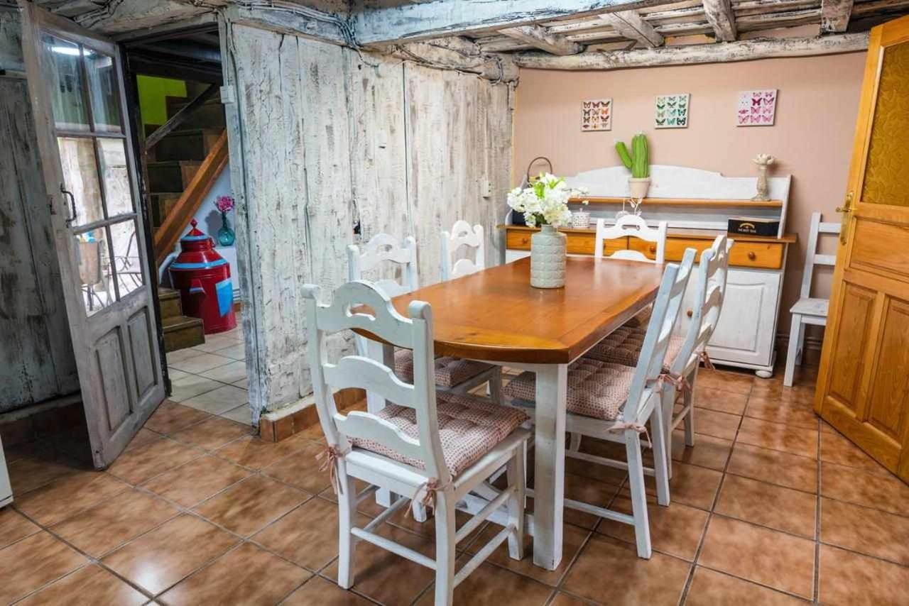 Casa Rural La Carrozal Senda Del Oso Orelleiru エクステリア 写真