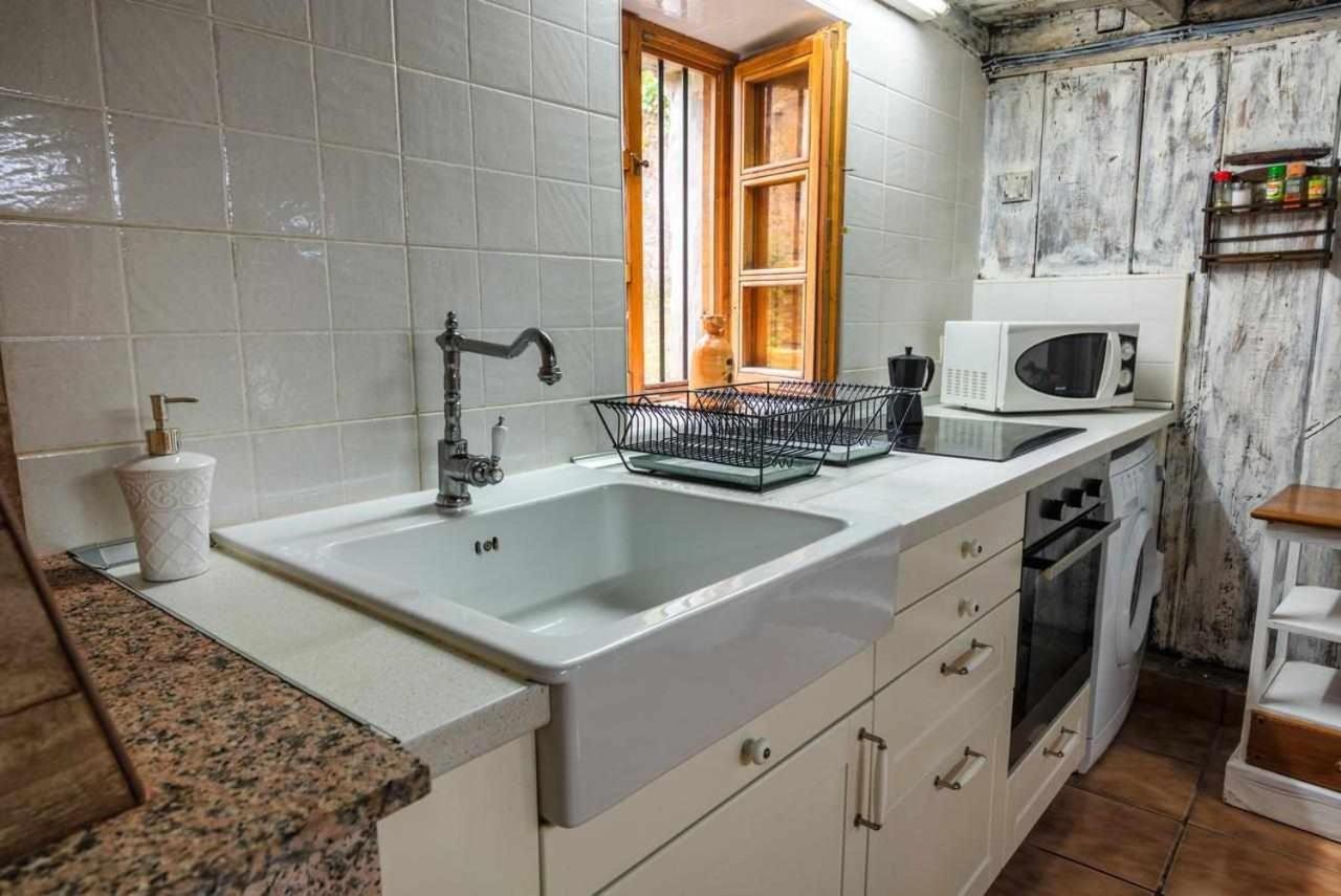 Casa Rural La Carrozal Senda Del Oso Orelleiru エクステリア 写真